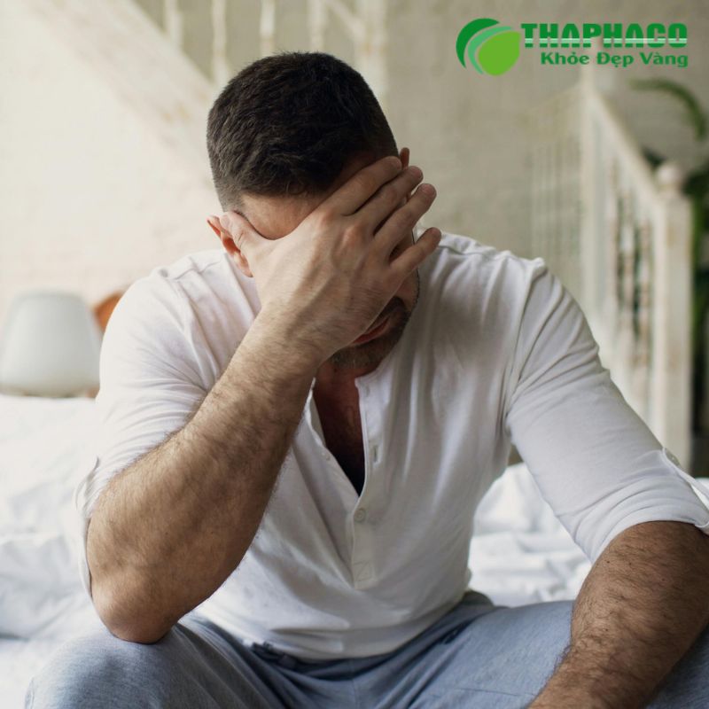 Để ngăn ngừa hoa mắt do hạ huyết áp tư thế, hãy tập thói quen thay đổi tư thế từ từ