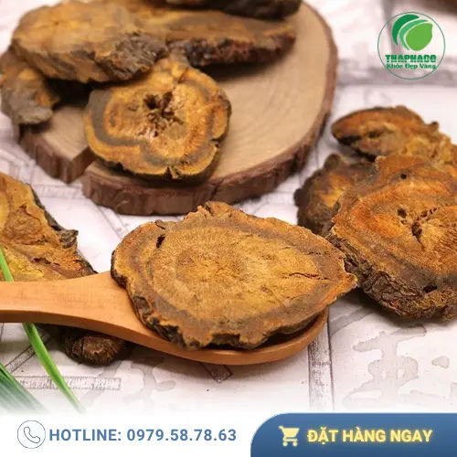 Hình ảnh một tách trà Đại Hoàng thơm ngon
