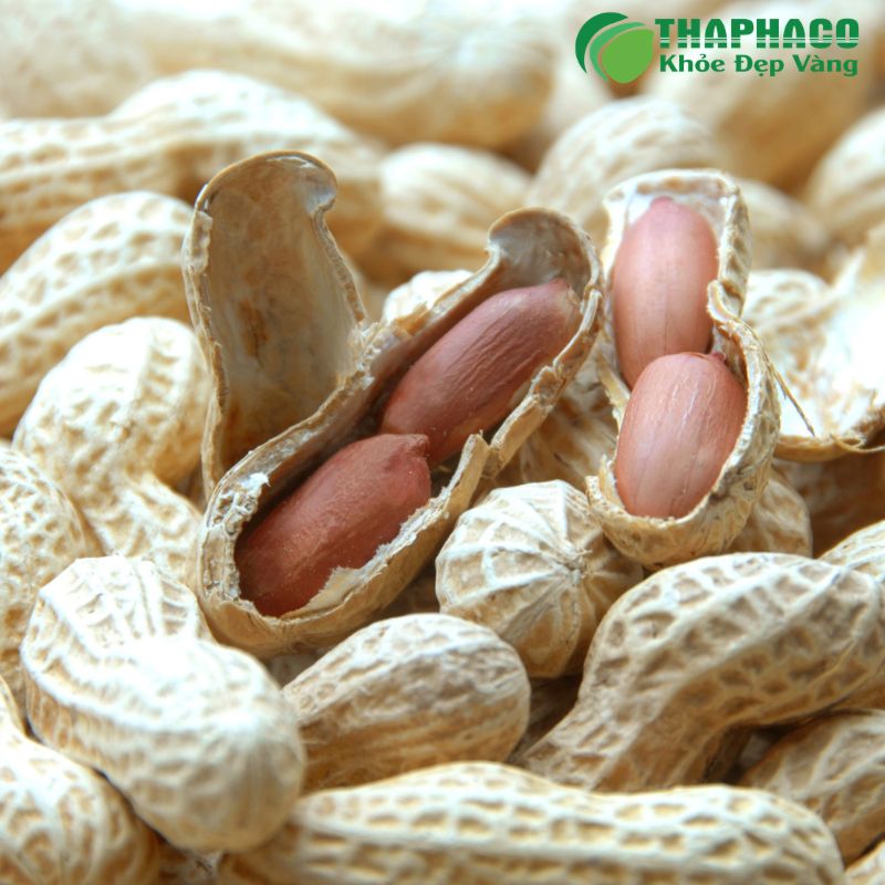 Triệu chứng dị ứng đậu phộng đa dạng, từ phát ban, ngứa da đến khó thở, nôn mửa