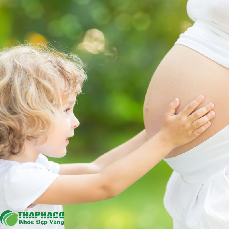 Phụ nữ mang thai và trẻ nhỏ không nên tuỳ ý sử dụng dược liệu 