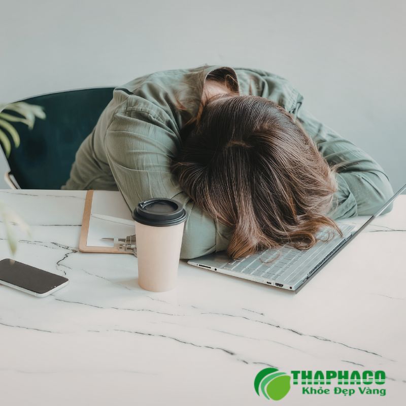 Bệnh lậu có thể gây lo âu, căng thẳng, mặc cảm và ảnh hưởng đến đời sống tình dục