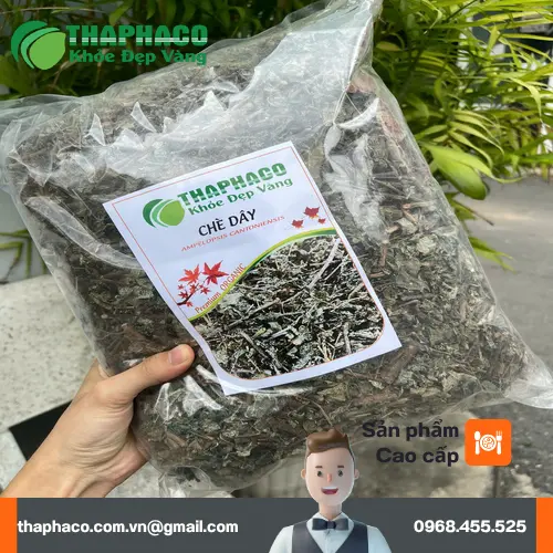 Mùi thơm nhẹ và độ khô giòn của chè dây chất lượng