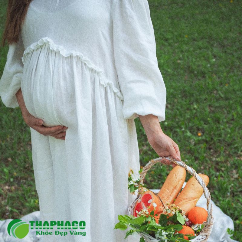 Phụ nữ mang thai không được sàng lọc giang mai định kỳ là đối tượng có nguy cơ cao mắc phải 