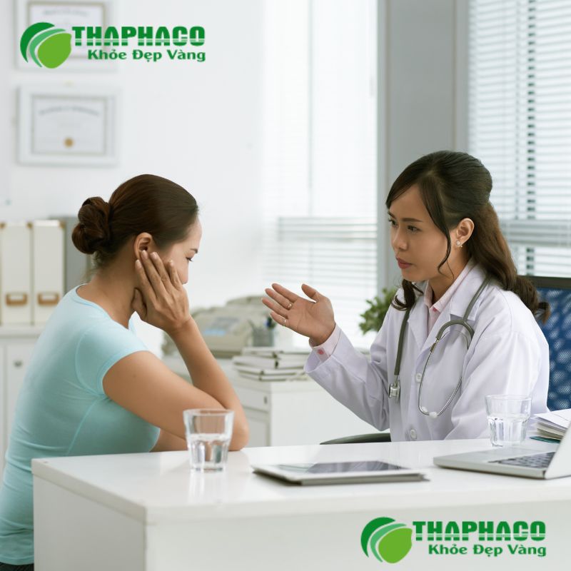 Những lưu ý quan trọng và ai không nên tự ý sử dụng dược liệu khi mãn kinh