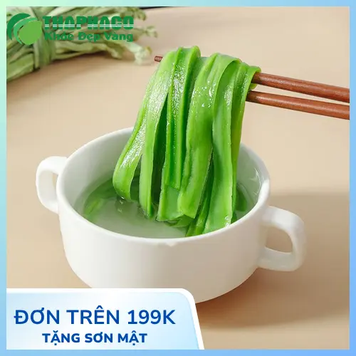 Món gỏi rau tiến vua tôm thịt