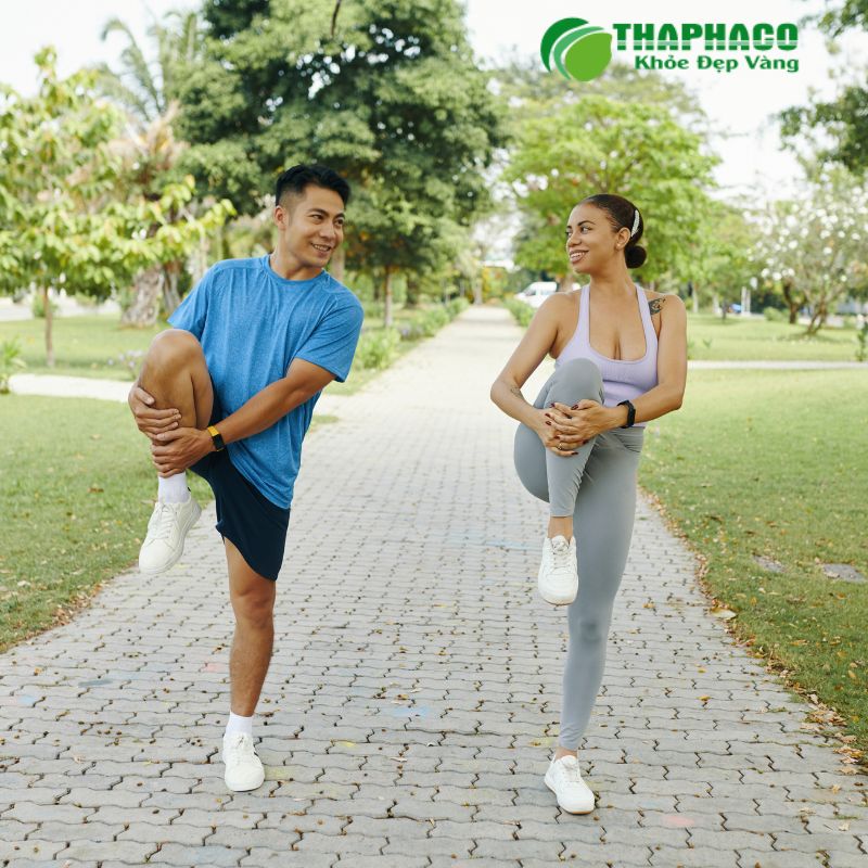 Cần có chế độ ăn uống khoa học, tập luyện đều đặn, kiểm soát cân nặng và giảm stress