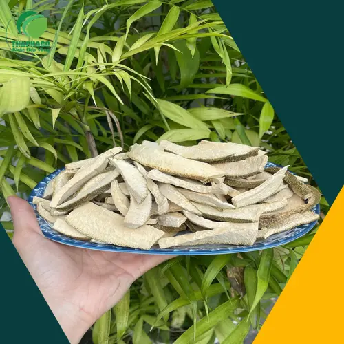 Gói trà túi lọc vỏ bưởi THAPHACO được đóng gói đẹp mắt, tiện lợi, với logo THAPHACO rõ ràng