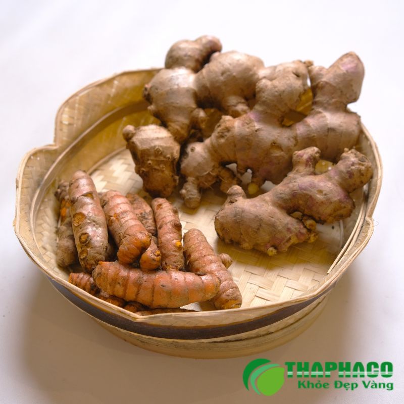 Gừng, nghệ, quế có thể làm tăng tác dụng của thuốc chống đông máu, gây nguy cơ chảy máu