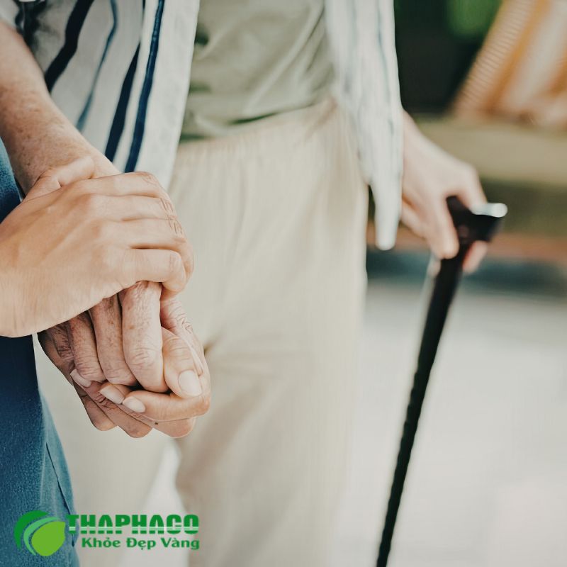 Đột quỵ não để lại nhiều di chứng nặng nề như liệt, rối loạn ngôn ngữ, suy giảm nhận thức và trầm cảm