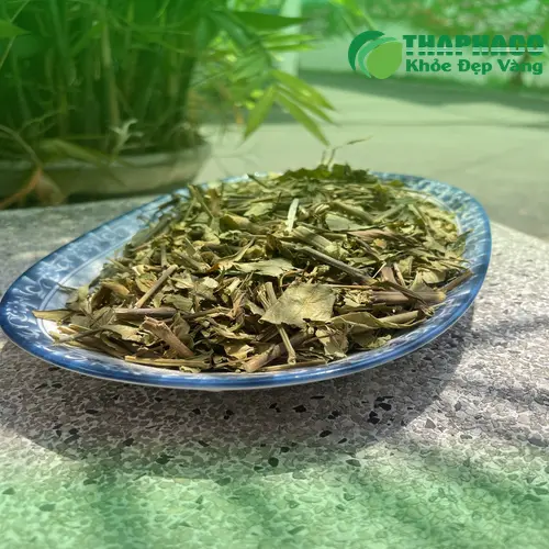 Những lưu ý khi sử dụng trà Hoàn Ngọc