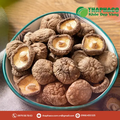 Canh nấm đông cô hạt sen bổ dưỡng