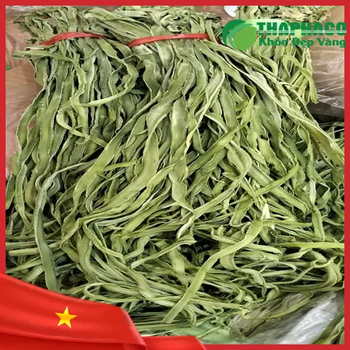 Món gỏi rau tiến vua khô thơm ngon, giòn sần sật