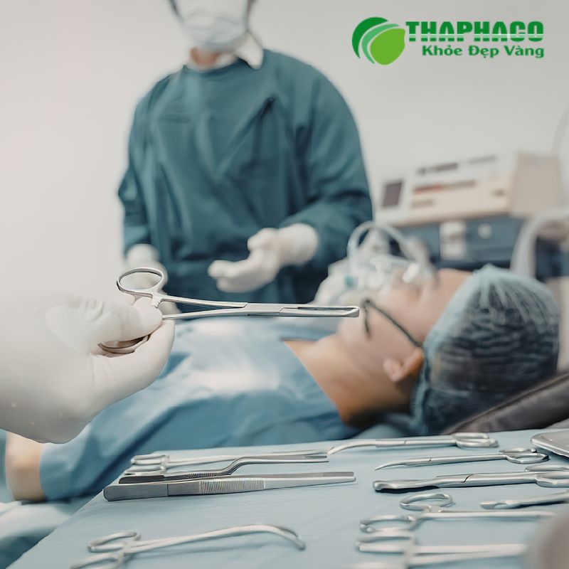Chẩn đoán thoát vị bẹn thường qua khám lâm sàng và có thể kết hợp siêu âm