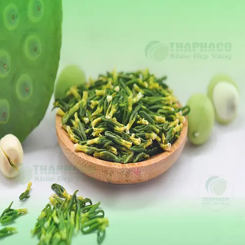 Quy trình chuẩn bị tim sen và dụng cụ pha trà