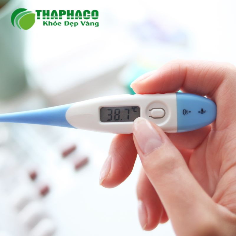 Sốt cao liên tục kèm theo ớn lạnh, có thể là dấu hiệu của nhiễm trùng nặng