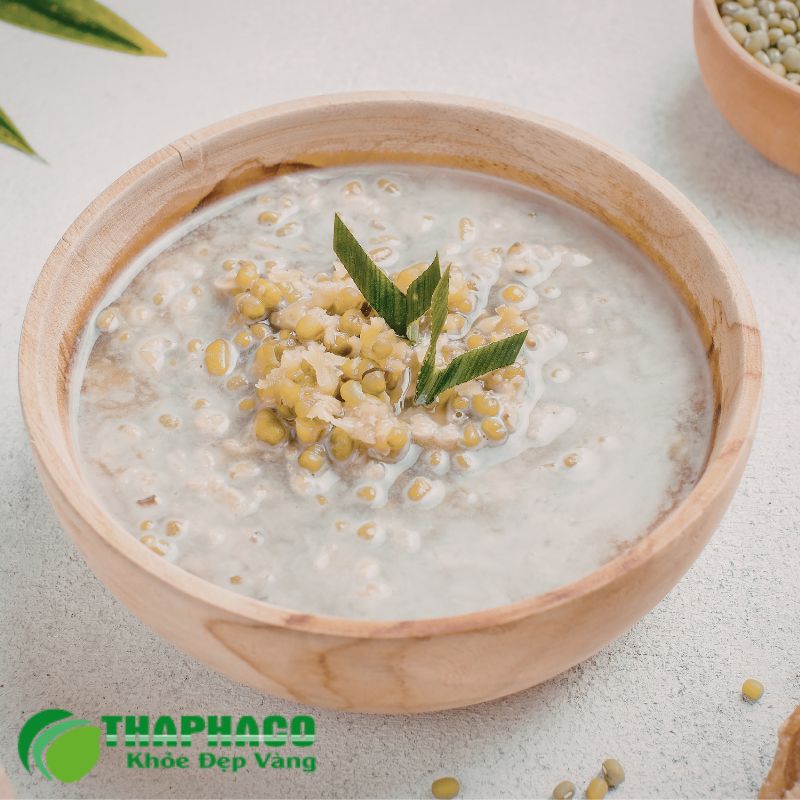 Sau phẫu thuật, bệnh nhân cần được bắt đầu với chế độ ăn lỏng