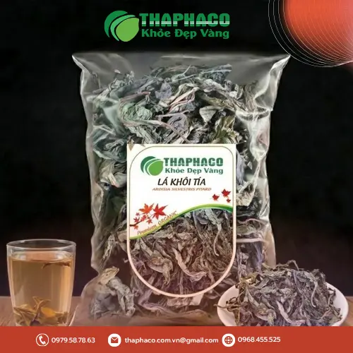 Lá khôi tía khô với màu đỏ tía đặc trưng